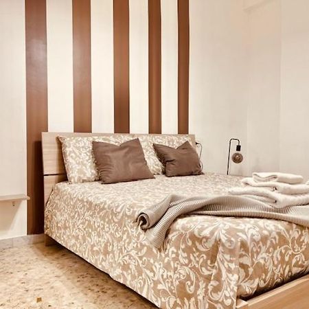 Manzoni Artist Lodge Бари Экстерьер фото