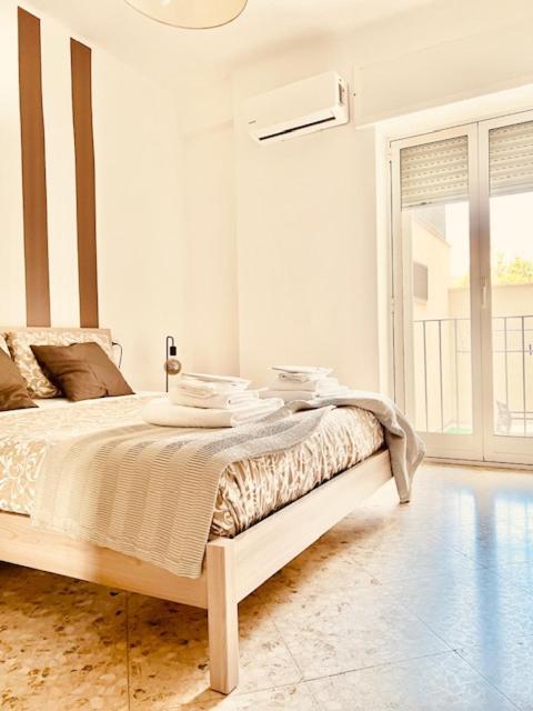Manzoni Artist Lodge Бари Экстерьер фото
